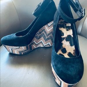 Jessica Simpson platform Mary Janes, suede, sz 7